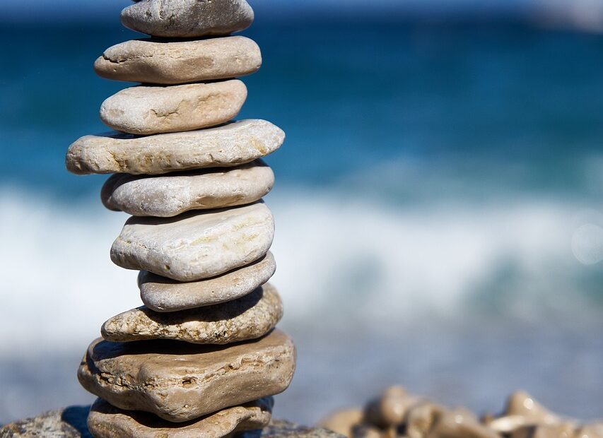 stones, rock, balance-6546233.jpg